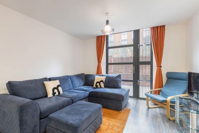 1 bed property, in Assay Lofts, £195,000