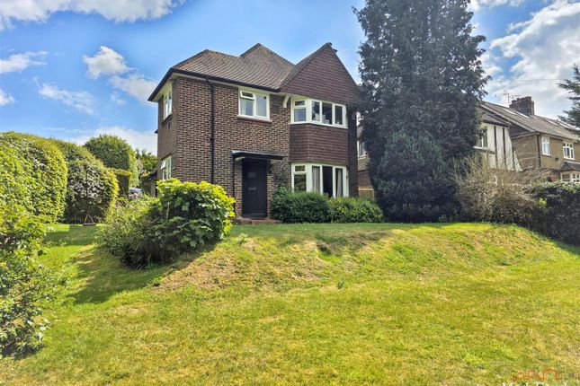 3 bed property, in Green Lane, £715,000