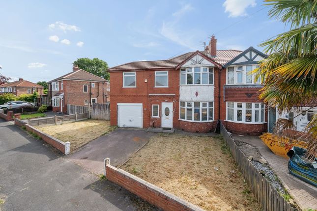 3 bed property, in 81 Shakespeare Drive, £120,000