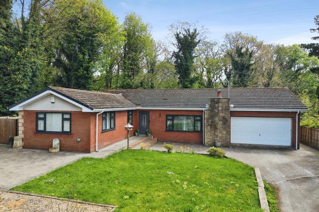 3 bed property, in Moss Bank Road, £450,000