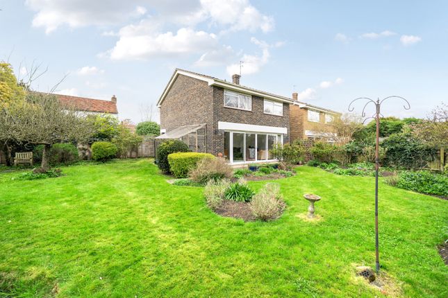 4 bed property, in Grange Place, £750,000