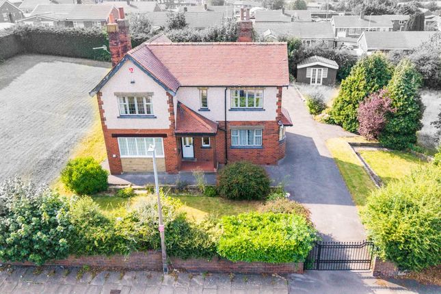 3 bed property, in Moorcroft Road, £375,000