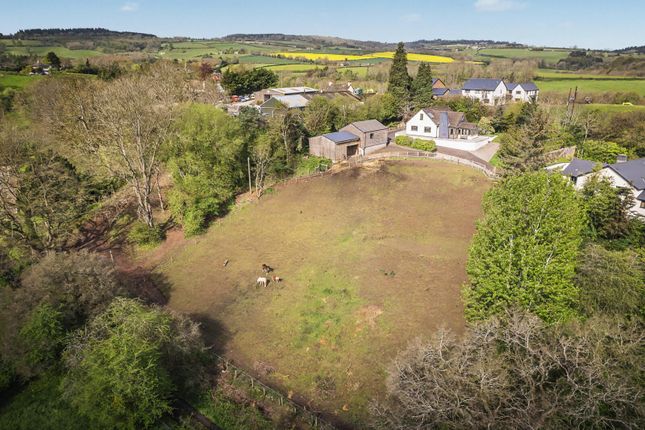 4 bed property, in Whitchurch, £695,000