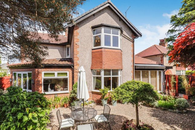 5 bed property, in Chelmsford Road, £775,000