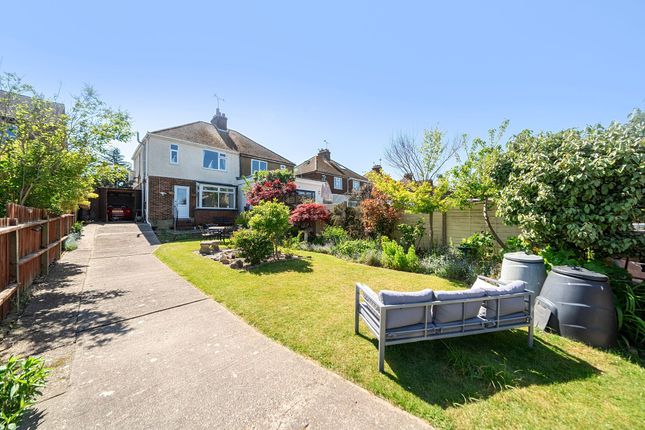 3 bed property, in Canterbury Road, £375,000