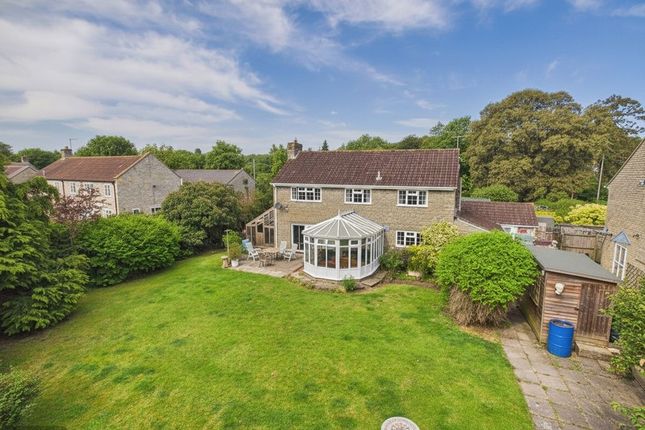 4 bed property, in Northover, £650,000