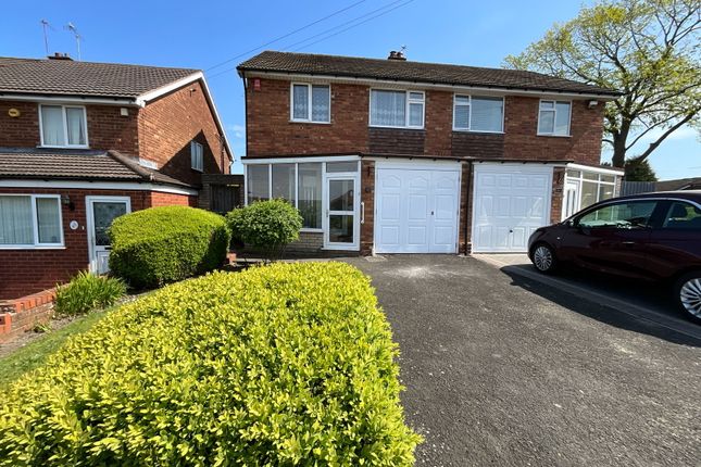3 bed property, in Halesowen, £270,000