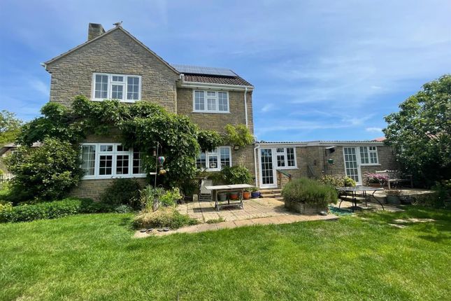 4 bed property, in Stocklinch, £625,000