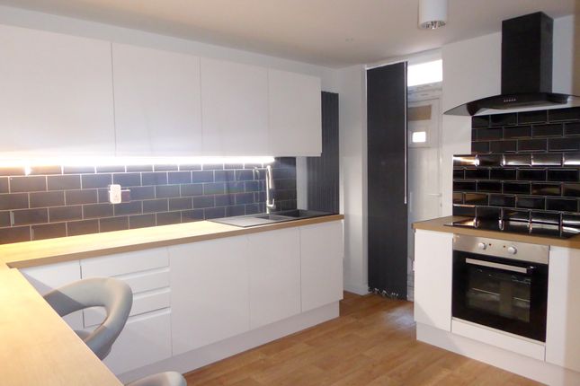 6 bed property, in Adelaide Road, £410,000