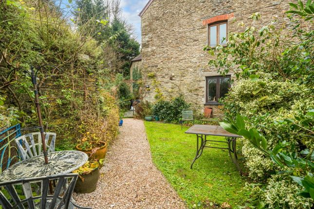 3 bed property, in Aveton Gifford, £400,000