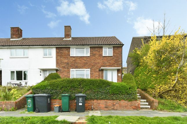 4 bed property, in Thompson Road, £400,000