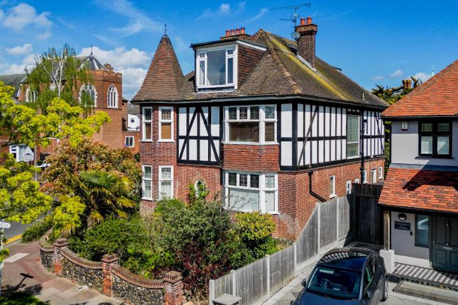 8 bed property, in Mount Avenue, £1,000,000