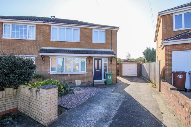 3 bed property, in Fairfield Gardens, £300,000