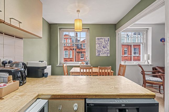 8 bed property, in New Cavendish Street, £5,450,000