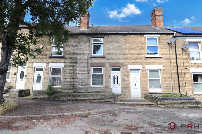 3 bed property, in Avenue Road, £129,995