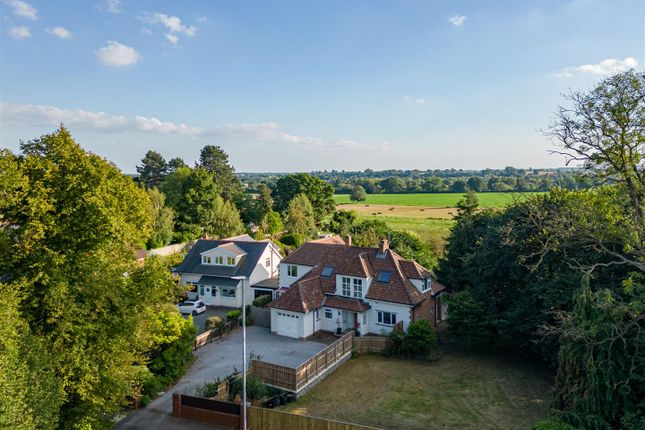 4 bed property, in Coniscliffe Road, £795,000
