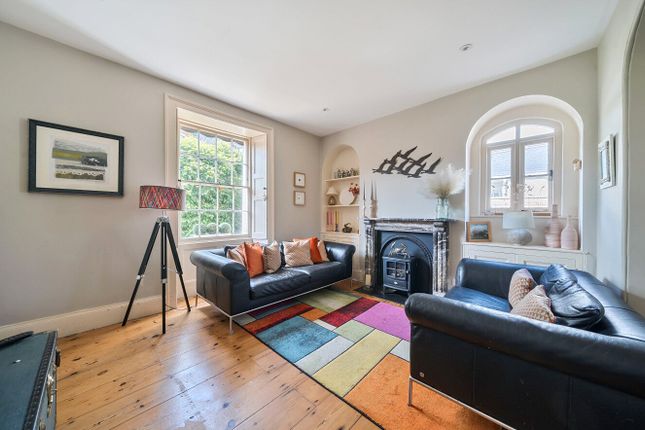 4 bed property, in Budleigh Salterton, £875,000