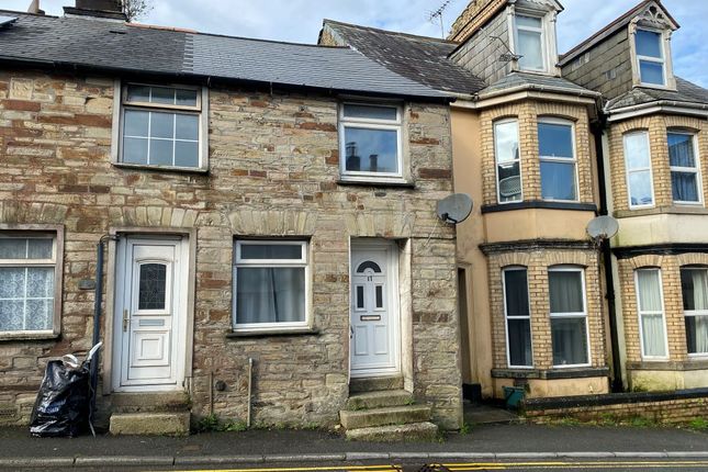 2 bed property, in 17 St. Nicholas Street, £60,000