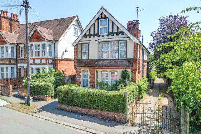 5 bed property, in St Annes Road, £895,000