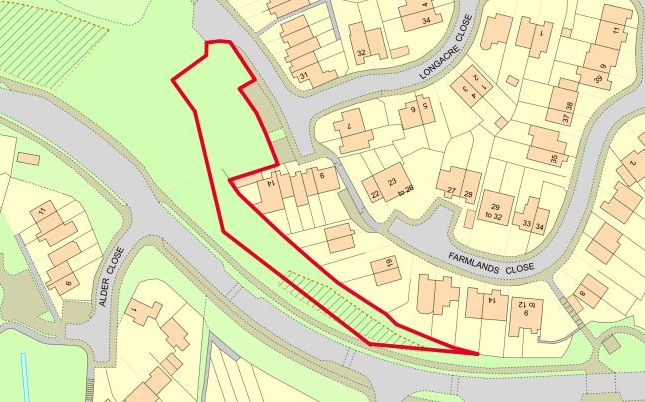 Land, in Farmlands Close, £5,000