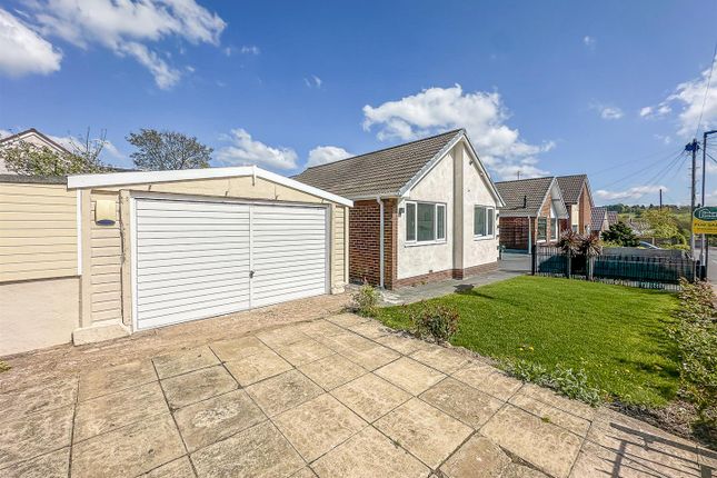 3 bed property, in Junction Lane, £365,000