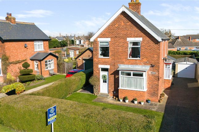 3 bed property, in Town Road, £272,500
