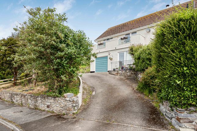 4 bed property, in Lavorrick Orchards, £575,000