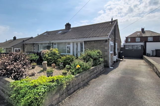 2 bed property, in Fountain Drive, £199,950