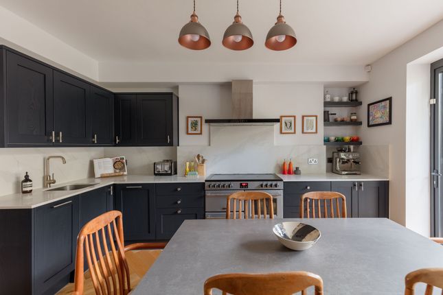 3 bed property, in Vassall Road, £780,000