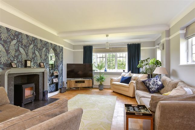 4 bed property, in The Street, £1,375,000