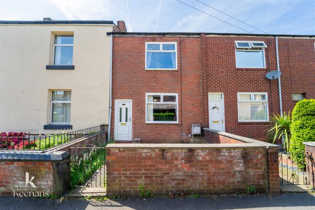 2 bed property, in Hampden Street, £140,000