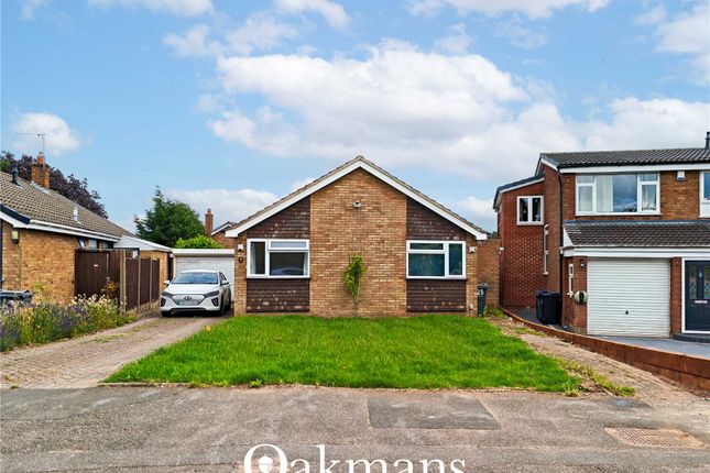 3 bed property, in Minley Avenue, £450,000