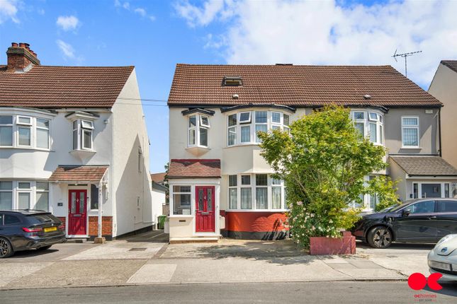 4 bed property, in Cambridge Avenue, £650,000