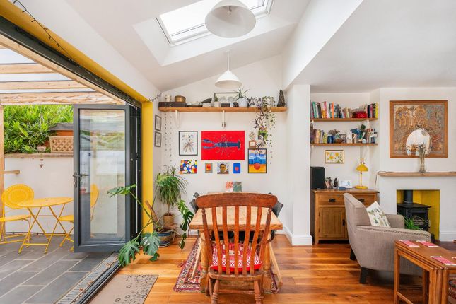 3 bed property, in Maple Road, £635,000