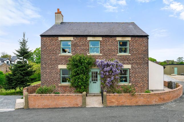 5 bed property, in School Lane, £650,000