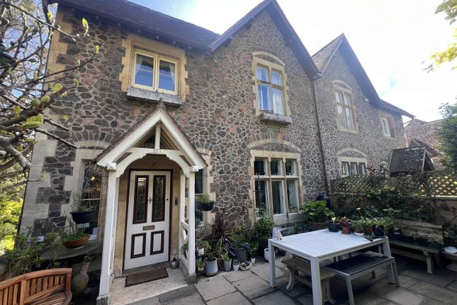 4 bed property, in Wells Road, £600,000