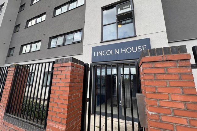 1 bed property, in Nelson Street, £100,000