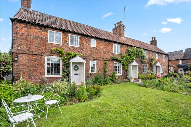 4 bed property, in Blind Lane, £750,000