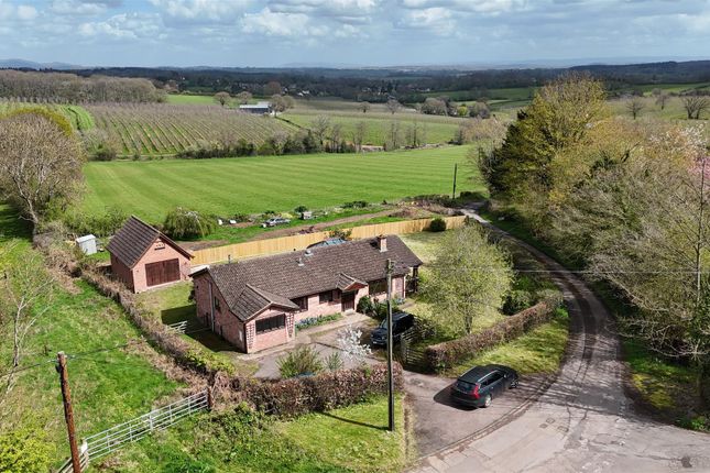 4 bed property, in Linton, £575,000