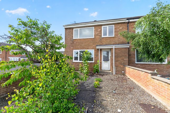 3 bed property, in 11 Moorland Close Sunnybrow, £20,000