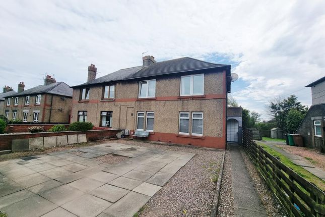 2 bed property, in Den Walk, £85,000