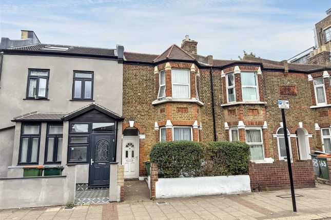 3 bed property, in Greengate Street, £460,000