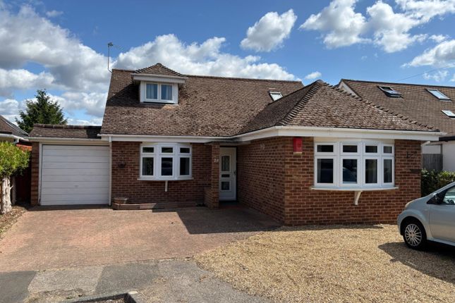 4 bed property, in Western Avenue, £700,000