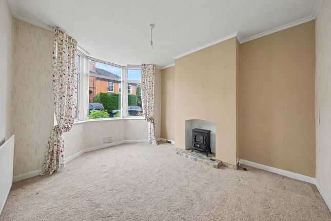 2 bed property, in Princess Street, £170,000