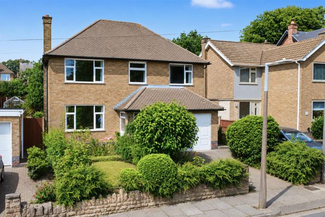 4 bed property, in Welbeck Gardens, £395,000