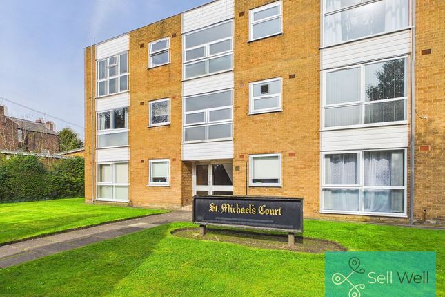 2 bed property, in St Michaels Court, £125,000