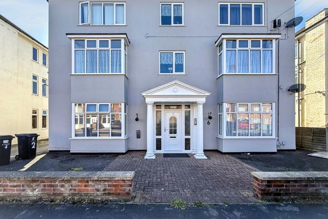 1 bed property, in Firbeck Avenue, £84,950