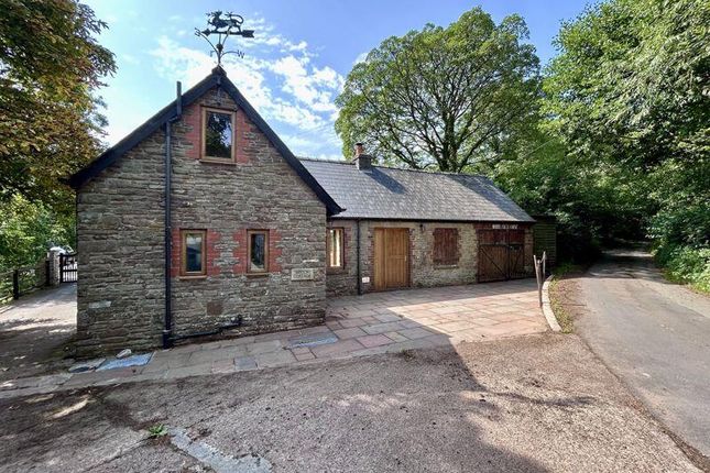 1 bed property, in Cwmdu, £230,000