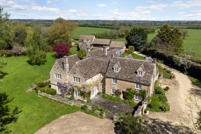 6 bed property, in Minety, £3,000,000