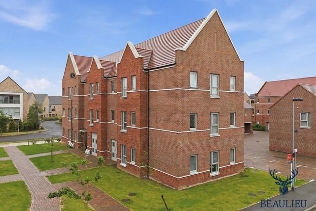 1 bed property, in Henry Shuttlewood Drive, £235,000